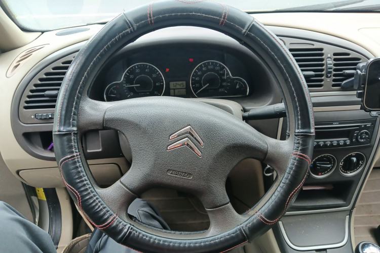 Used Citroen Elysee 2010 Sedan 1.6L Manual Tech Edition Steering Wheel