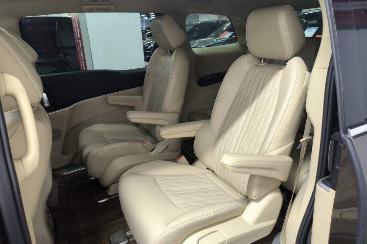 Used Buick GL8 2023 Land Executive Class 652T Luxury Model