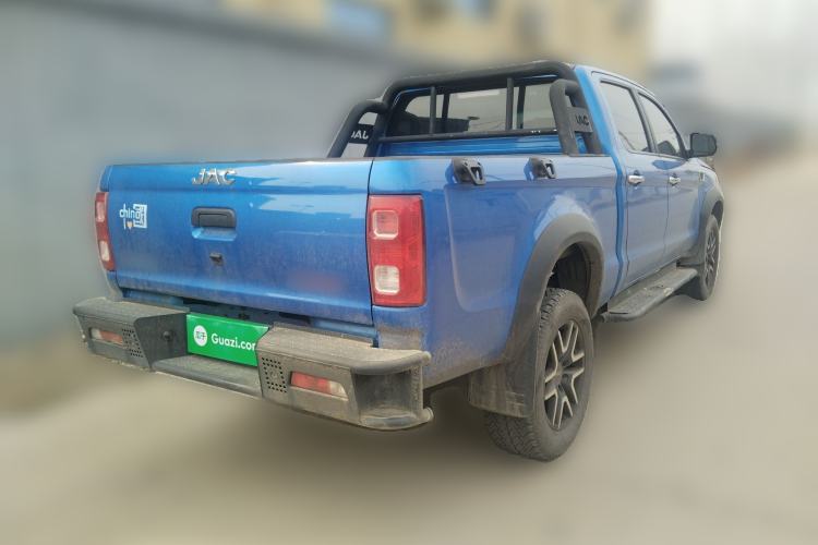 Used JAC Group T8 2022 2.0T PRO Diesel Two-Wheel Drive SharpDrive Version with Dual HFC4DB2-2E
