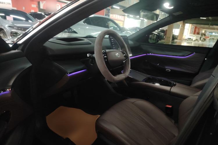 Used Qiyuan A07 2025 Blue Whale Range-Extending Version 230 Flagship Model
