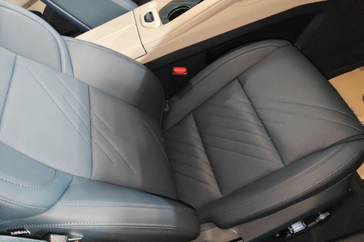 Used Zeekr 001 2025 YOU Edition 100 kWh All-Wheel Drive