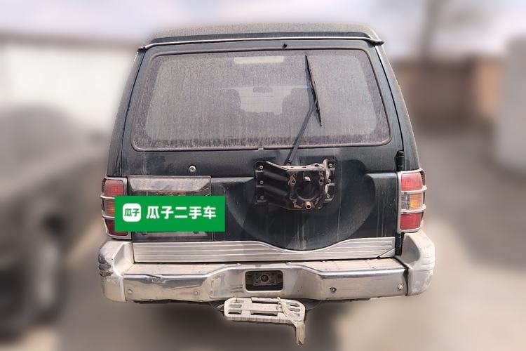 Used Leopaard Heijingang 2009 2.4L Manual 4x4 Rear