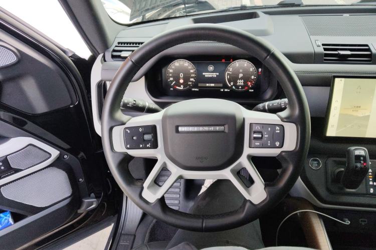 Used Land Rover Defender 2023 130 3.0T P400 HSE Steering Wheel