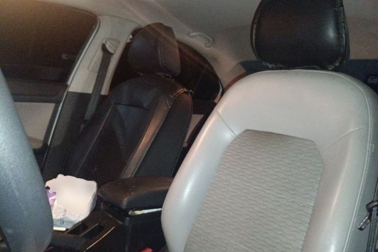 Used Skoda Rapid 2015 1.6L Manual Smart Selection Model
