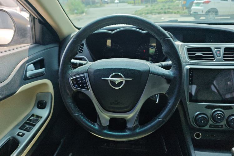 Used Haima Fumei 2015 1.6L Manual Prestige Model Steering Wheel