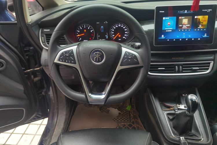 Used BYD Song MAX 2019 1.5T Manual Smart Connect Ruiyi Model 7 Seats China V Emission Standard Steering Wheel