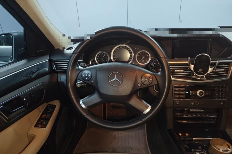 Used Mercedes-Benz E-Class 2009 E 300 Fashion Model
