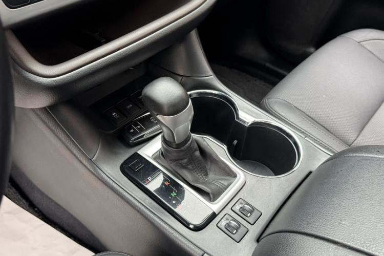 Used Toyota Highlander 2015 2.0T Four-Wheel Drive Luxury Edition 7-Seater