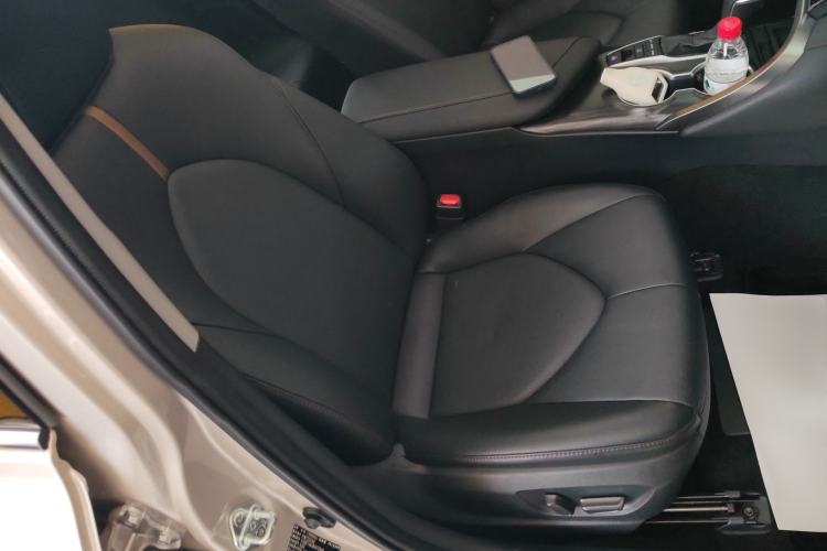 Used Toyota Camry 2023 2.5G Luxury Edition