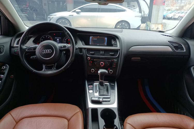 Used Audi A4L 2016 35 TFSI Collector's Edition Automatic Standard Model
