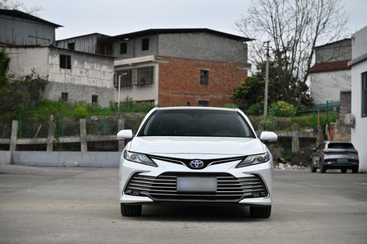Used Toyota Camry 2021 Dual-Motor 2.5HG Luxury Edition Exterior 1