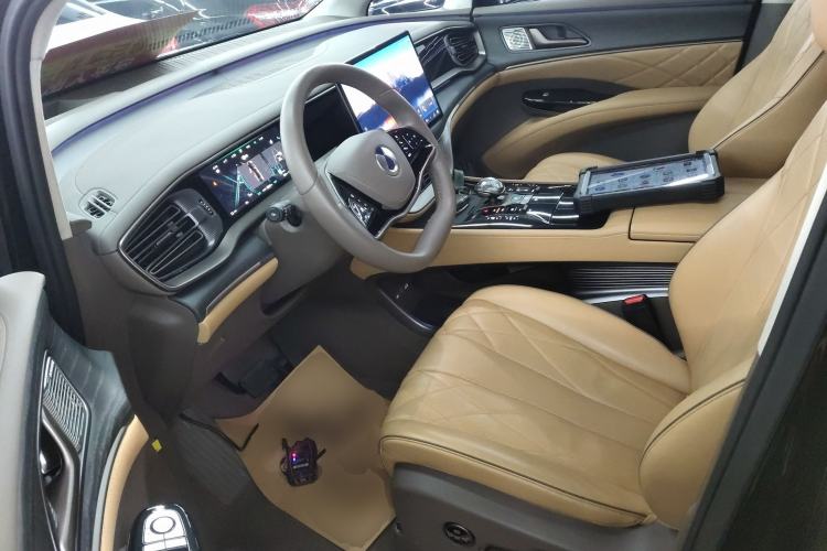 Used Denza D9 2022 DM-i 970 Four-Wheel Drive Flagship Model