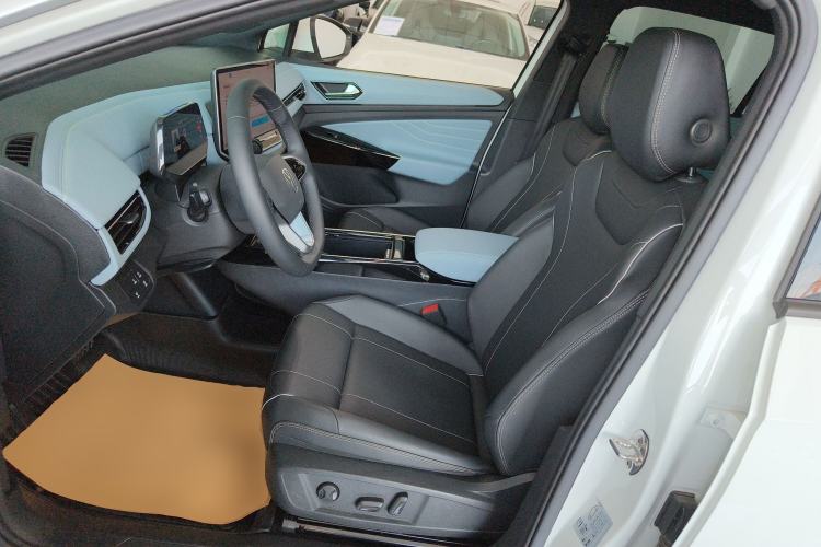 Used Volkswagen ID.4 X 2025 Smart Version Pure & Intelligent Enjoyment Edition
