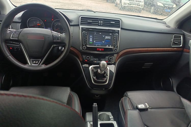 Used Haval H6 2014 Sport Edition 2.0T Diesel Manual Two-Wheel-Drive Elite Model