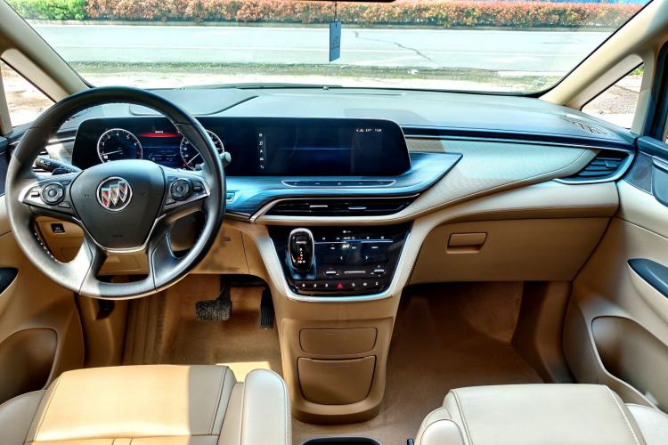 Used Buick GL8 2020 ES Land Cruiser 653T Luxury Edition