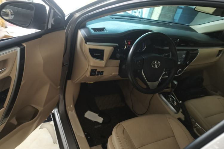 Used Toyota Corolla 2014 1.6L CVT GL-i Leather Edition