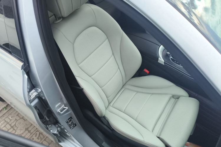 Used Mercedes-Benz C-Class 2016 C 200 L 4MATIC Sport Edition Right Front Seat