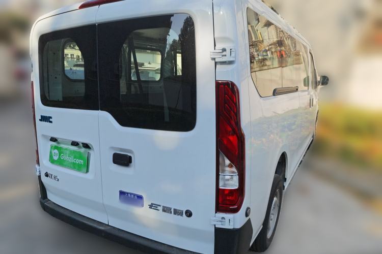 Used JMC E Fushun 2025 Model, Open Window Version, 53.58 kWh, Mid-axle, Low-roof

