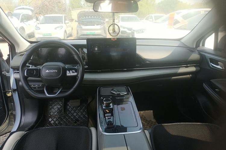 Used AION S Plus 2022 70 Enjoy Edition Center Console