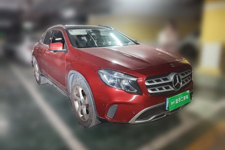 Used Mercedes-Benz GLA 2019 GLA 200 Dynamic Edition Front Right 45 Deg