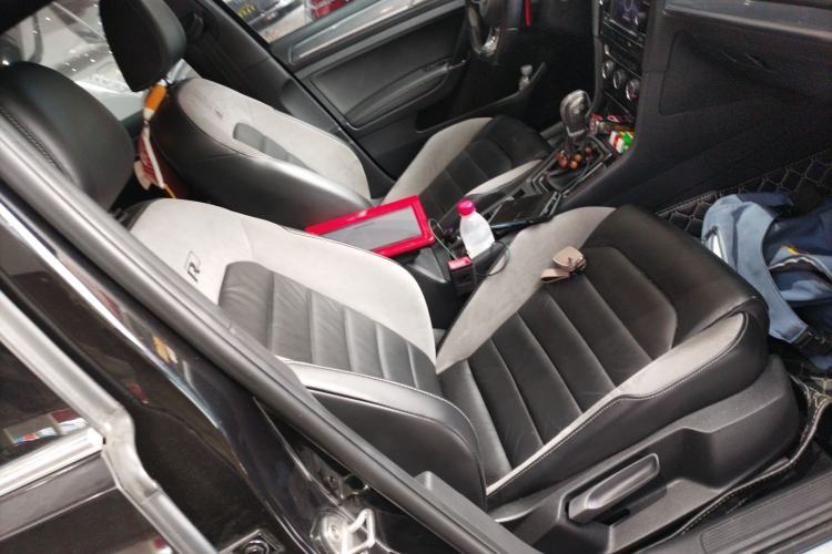 Used Volkswagen Golf 2018 280TSI Automatic R-Line Model
