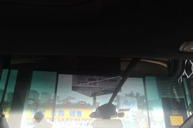 Used Tesla Model X 2023 Dual-Motor All-Wheel-Drive Version Headliner