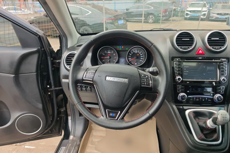 Used Haval H6 2016 Upgraded Model 1.5T Manual Two-Wheel Drive Elite Version