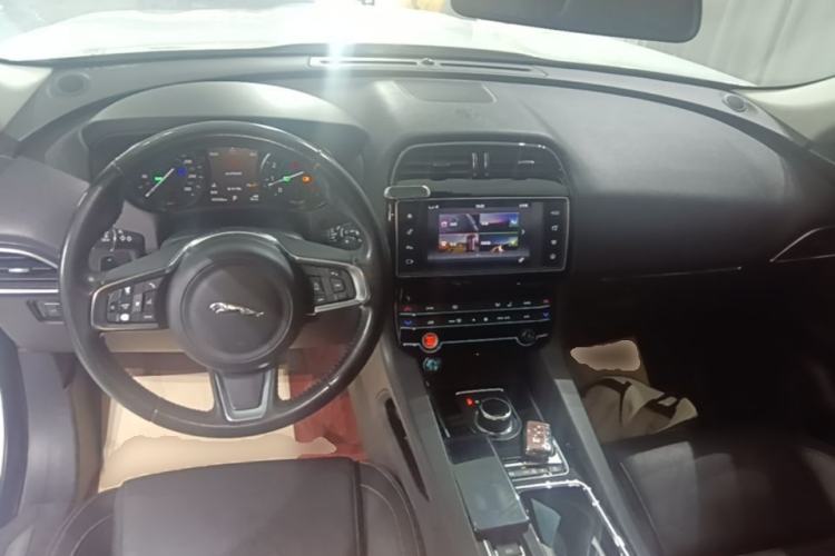 Used Jaguar F-PACE 2018 2.0T Four-Wheel Drive Urban Luxury Edition
