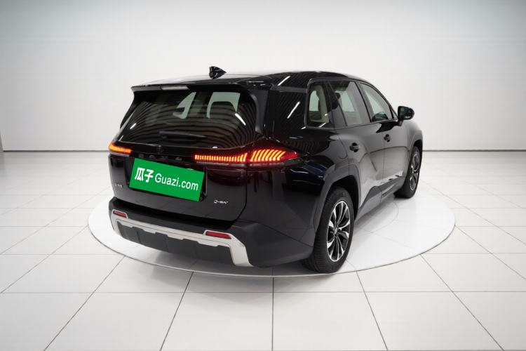 Used Toyota RAV4 2026 Model Dual-Engine 2.0L Two-Wheel Drive Luxury Edition