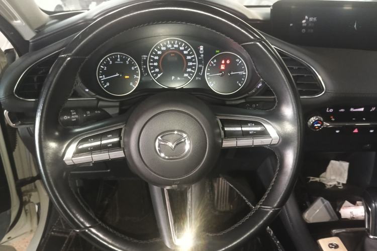 Used Mazda 3 Axela 2021 2.0L Automatic Zhiya Edition Steering Wheel