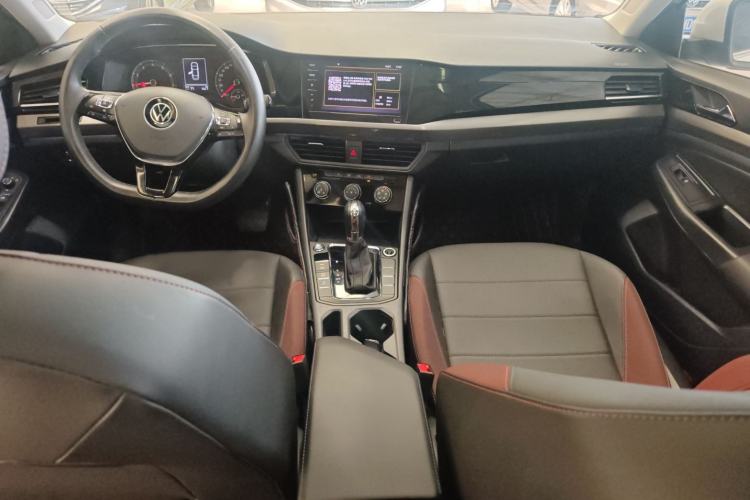 Used Volkswagen Bora 2021 1.5L Automatic Elite Smart Connect Edition Interior 2