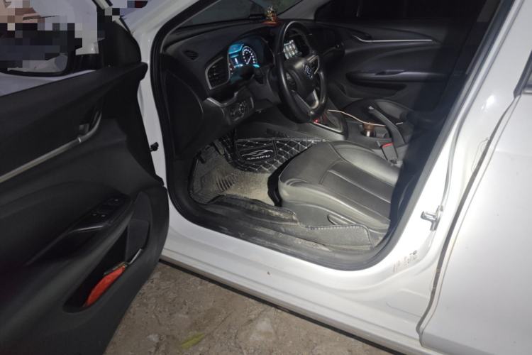 Used Buick GT 2019 18T Automatic Connected Elite Model China VI Standard Driver Seat