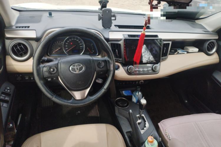 Used Toyota RAV4 2013 2.0L CVT Four-Wheel Drive New Edition
