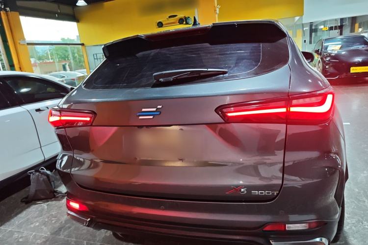 Used CHANGAN OSHAN X5 2021 1.5T DCT Prestige Edition Rear