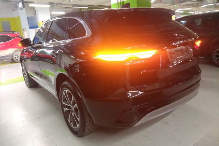 Used Jaguar F-PACE 2021 250 PS
