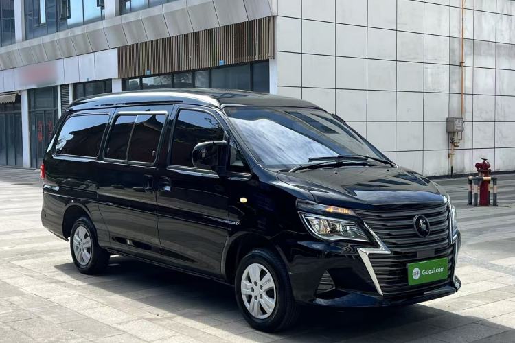 Used FORTHING Lingzhi 2023 M5L 1.6L Base Model 7 Seats Front Right 45 Deg