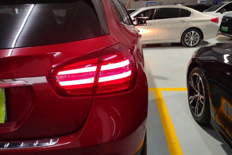 Used Mercedes-Benz GLA 2017 GLA 200 Sport Edition Right Rear Taillight