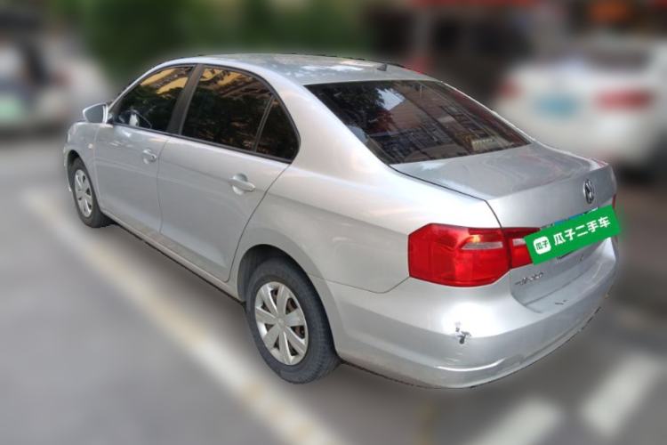 Used Volkswagen Jetta 2015 1.6L Automatic Fashion Model
