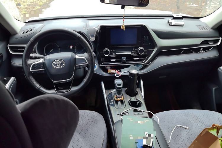 Used Toyota Highlander 2022 Dual-Engine 2.5L Two-Wheel Drive Elite Edition 5 Seats