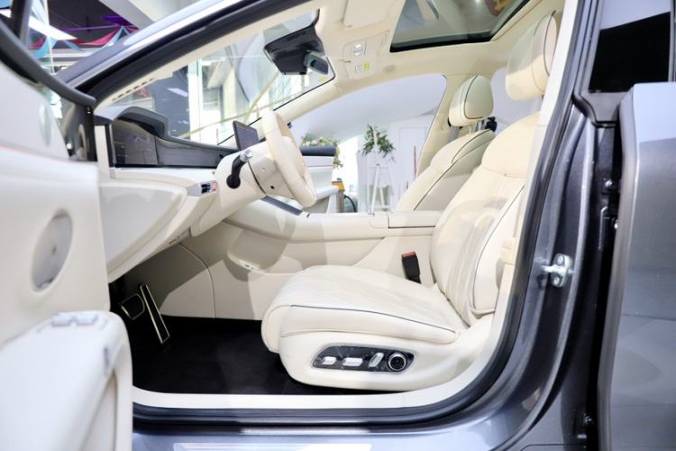 Used Hima Stelato S9 2024 All-Electric Max Rear-Drive Long-Range Version
