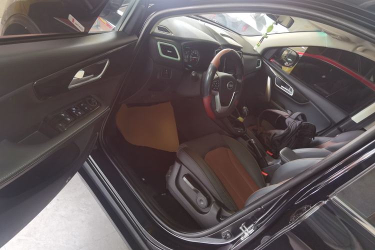 Used SWM G05 2021 PRO 2.0L Manual Elite 7-seater