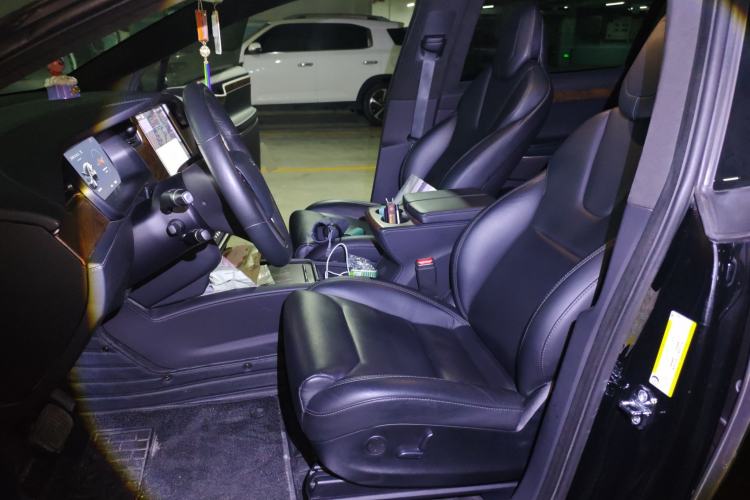 Used Tesla Model X 2019 Long-Range Version
