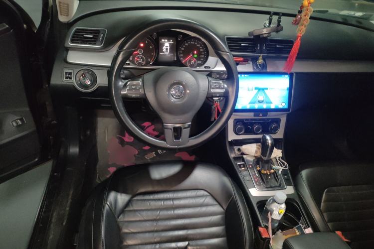 Used Volkswagen Magotan 2013 1.8TSI Premier Model Steering Wheel