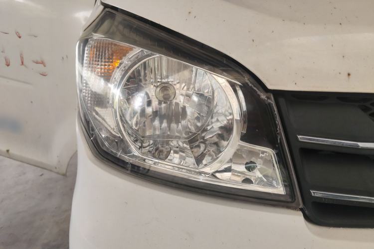 Used Nlmmotor Qiteng M70 2014 1.2L Entry-Level LJ469Q-AE2
