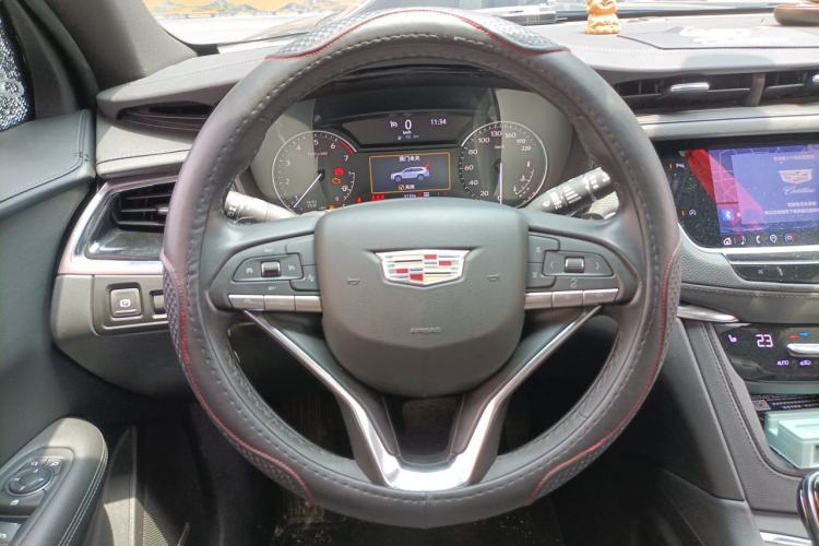Used Cadillac XT6 2022 2.0T 7-Seater Four-Wheel-Drive Luxury Version
