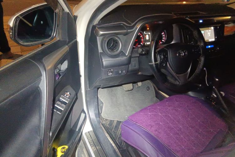 Used Toyota RAV4 2016 2.0L CVT Two-Wheel Drive Smart Edition China V Standard