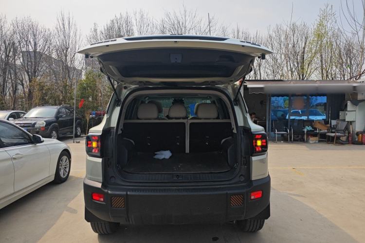 Used JETOUR Shanhai Shanhai T1 2025 150 km to the Lake