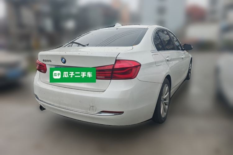 Used BMW 3 Series 2017 318Li Fashion Model Rear Right 45 Deg