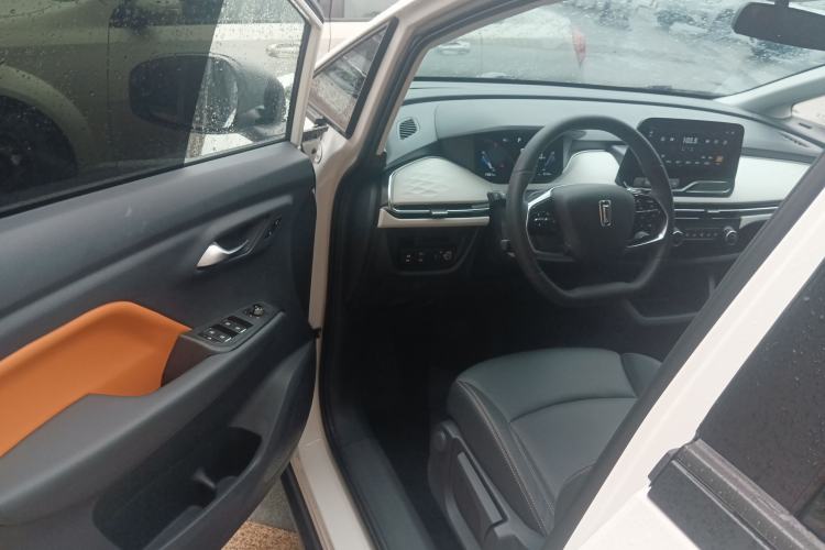 Used Bestune NAT 2023 PRO Comfortable Travel Battery-Swap Version 401km Driver Seat