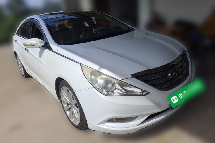 Used Hyundai Sonata 2011 2.0L Automatic Top-Grade Version